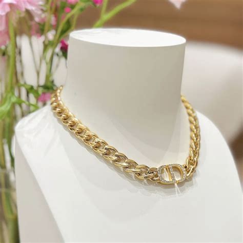 christian dior montaigne necklace|CHRISTIAN DIOR Metal Crystal 30 Montaigne Necklace Gold .